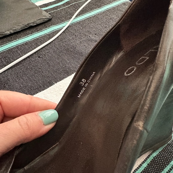 Brown knot wedges - Picture 4 of 4